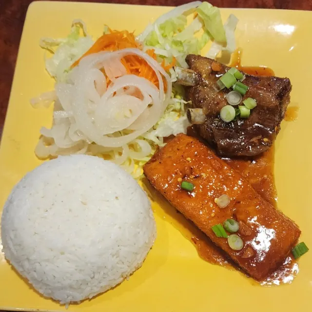 Rice plate with glazed pork rib and salmon
